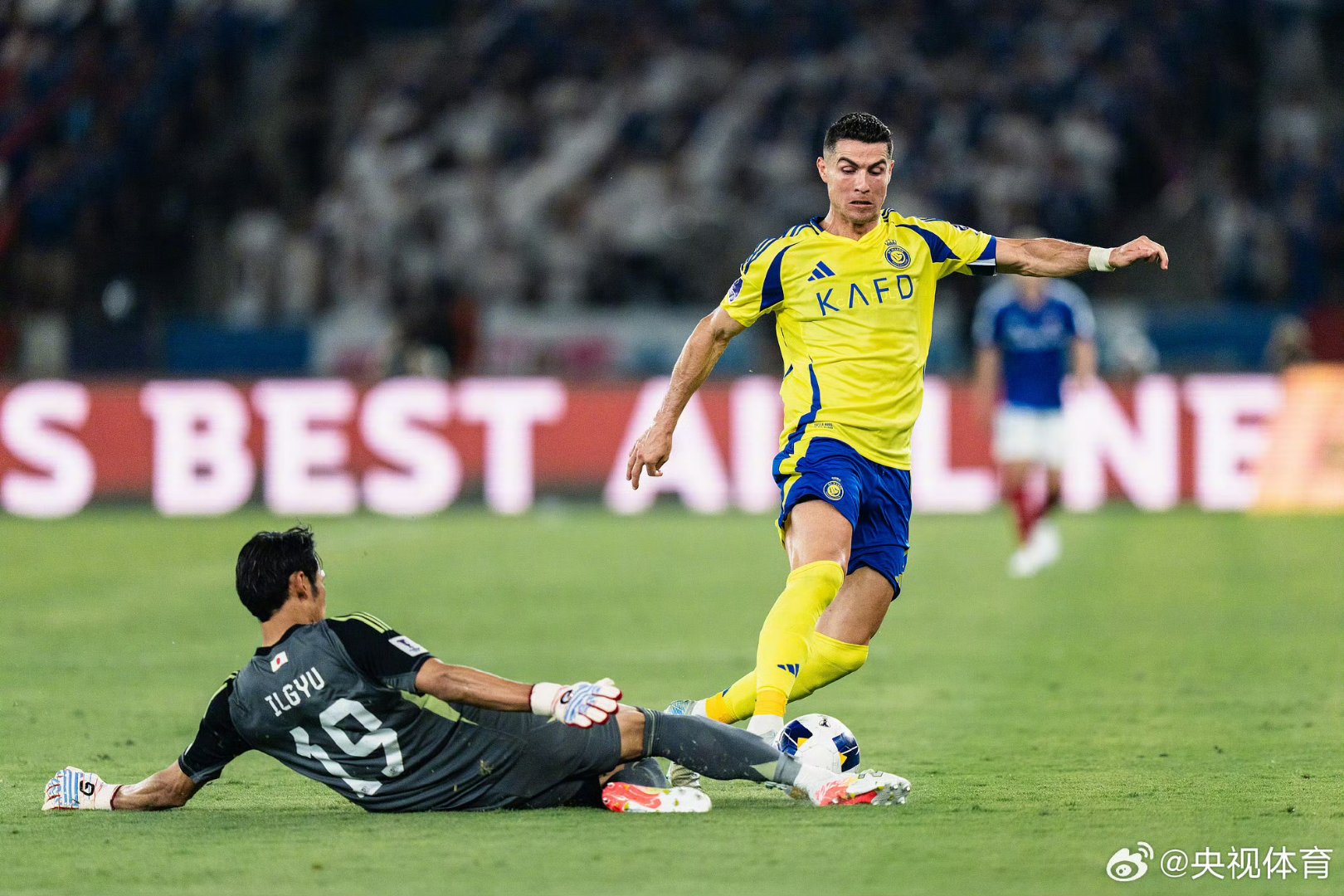 比利时队大获胜利，晋级欧洲杯四强